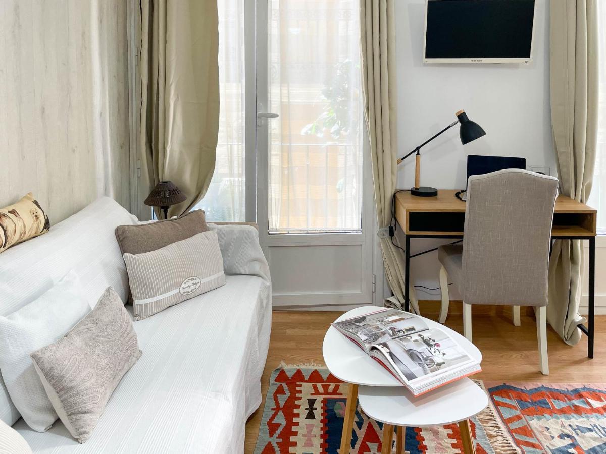 Apartamento Con Mucho Encanto En Pleno Centro Alicante Bagian luar foto