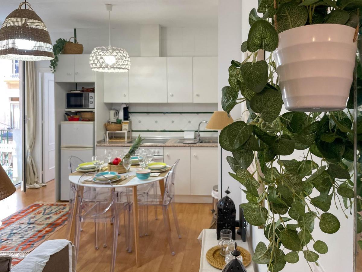 Apartamento Con Mucho Encanto En Pleno Centro Alicante Bagian luar foto